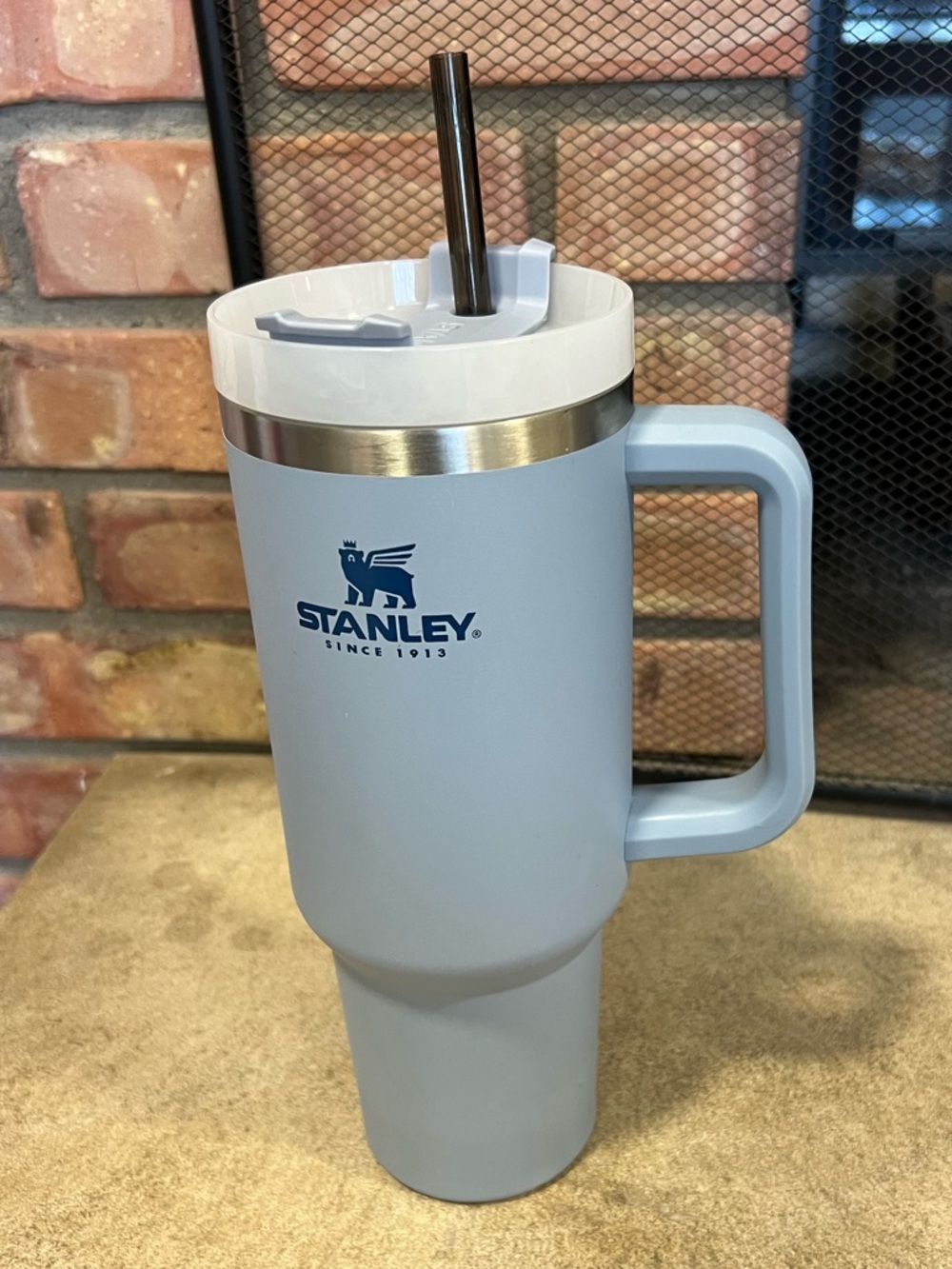 Stanley Quencher H2.0 40oz Chambray Blue Tumbler Cup w/ Handle & Straw - Picture 3 of 6